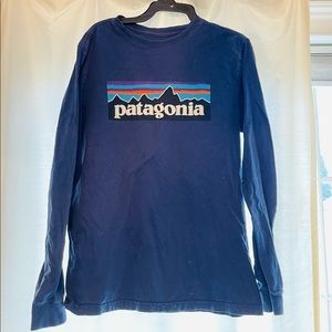 Boys Patagonia long sleeve navy shirt- XL (14)